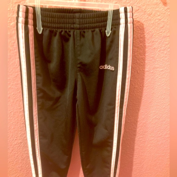 2 Piece Adidas Track Suit 3T - Picture 8 of 16